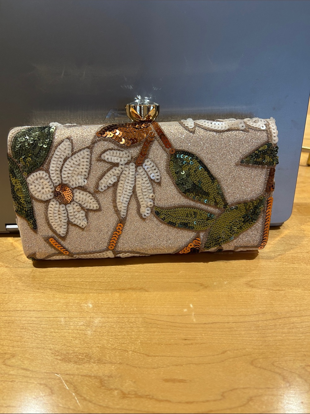 Embellished Floral Beaded Clutch - Pink